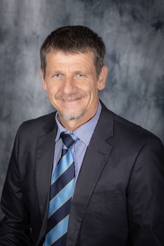 kvanheerden Mr K van HeerdenKuns / Art