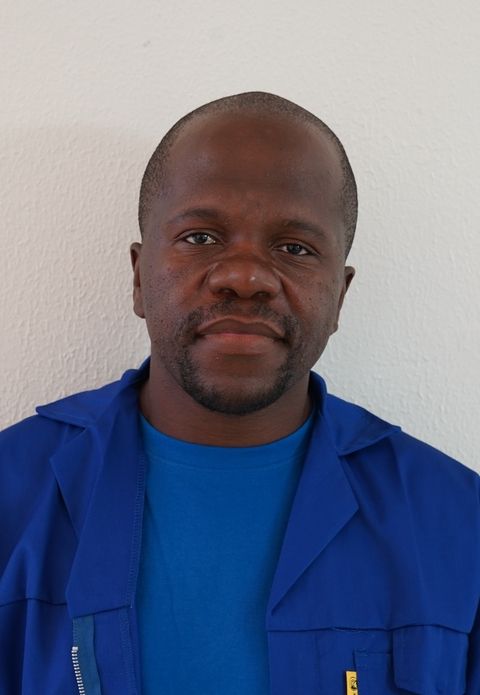 mr i kolisile Mr I Kolisile